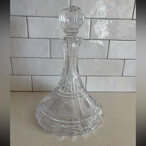 Heavy Crystal Ship Captains Liquor Decanter & Stopper - 11"